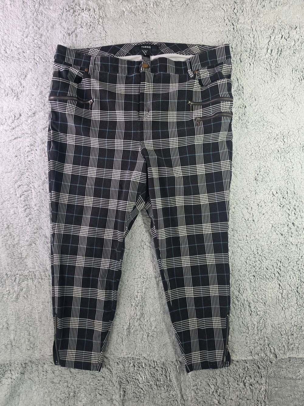 Torrid Pants Womens 26 Black Plaid Ankle Zip Skinny Tapered Punk Preppy